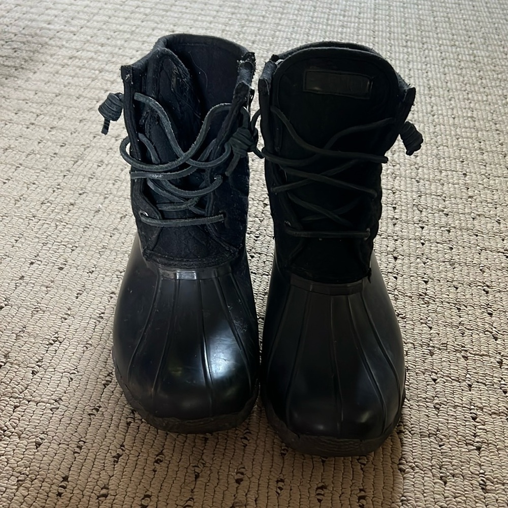 Women’s size 9 Sperry’s Saltwater Duck Boot - Flat Heel, Duck Boots.